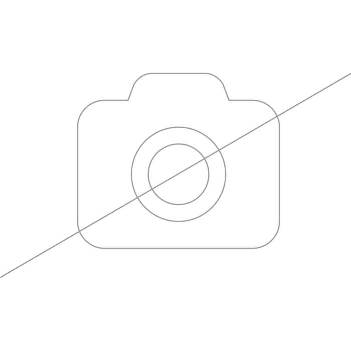 Offener K&uuml;hlschrank in moderner K&uuml;che mit Hinweis &bdquo;Bis zu 100 &euro; Cashback&ldquo; und Lebensmitteln. 